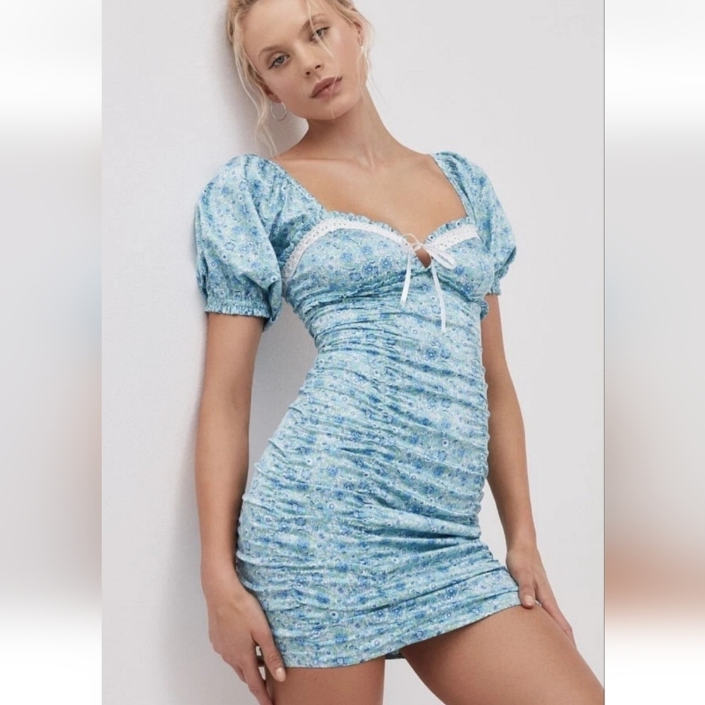 For Love & Lemons for Victoria’s Secret Alana Ruched Blue Floral Dress size: XS